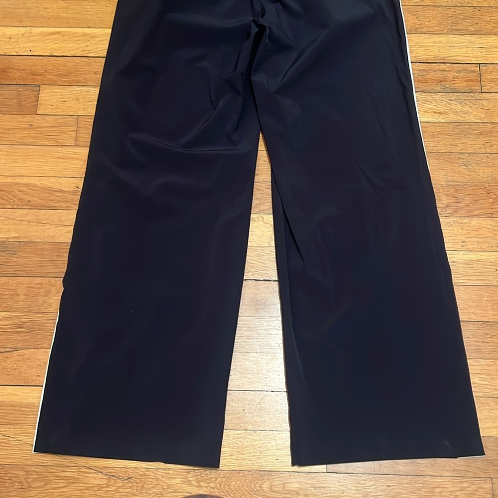 Athleta Luxe Gramercy Track Trousers in Black & White, size 10 - Picture 13 of 15